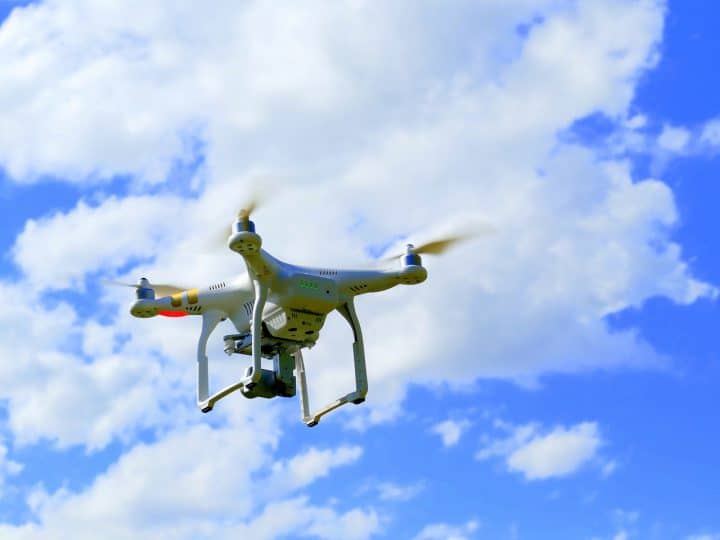 Meilleurs drones pour enfants : lequel choisir en 2021 ? - LEPTIDRONE